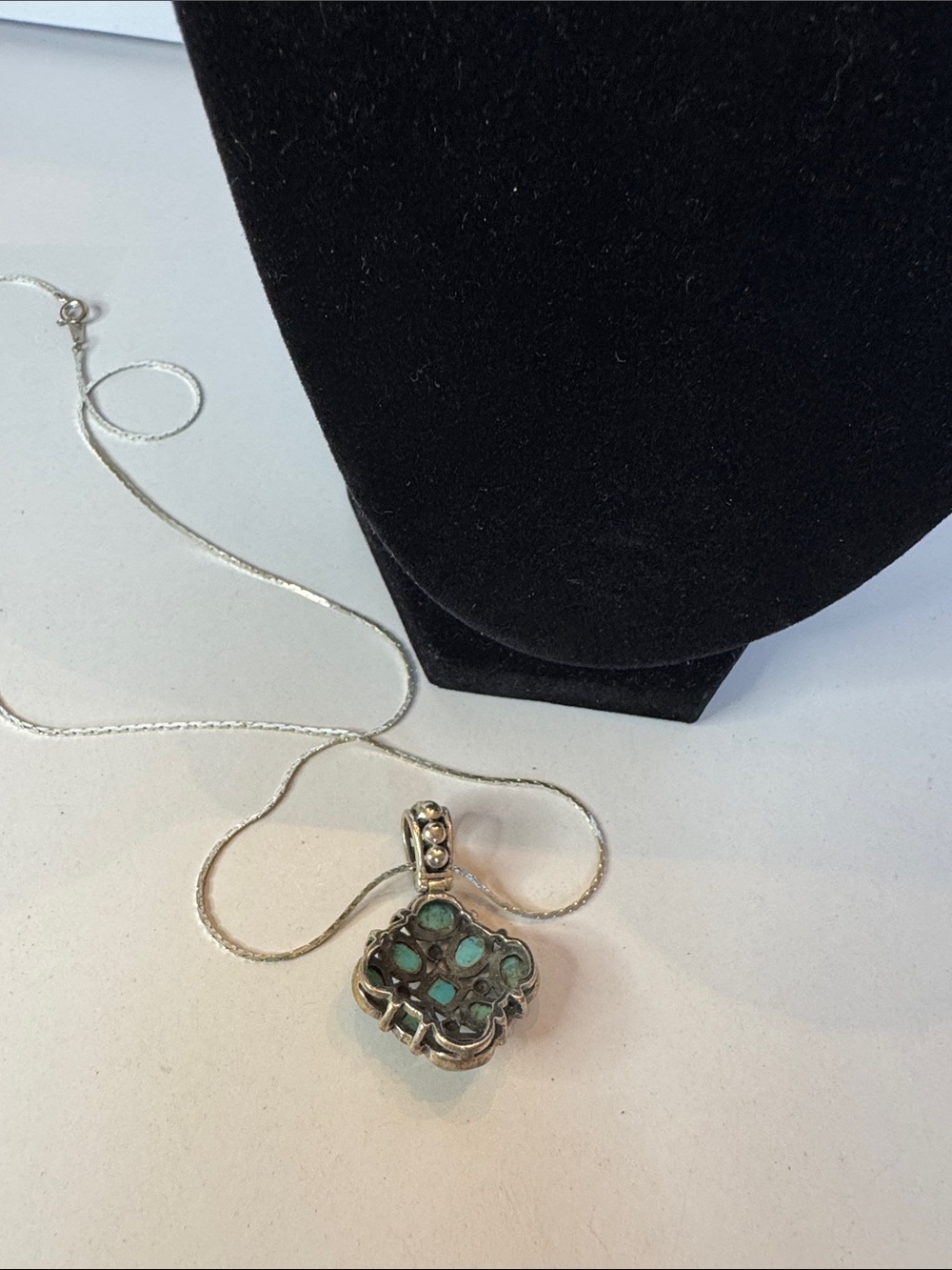 Sterling Silver Turquoise Cluster Pendant Vintage Necklace with SS chain. - Picture 4 of 8